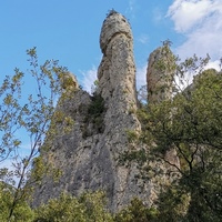 Photo de France - Le Cirque de Mourèze et le Lac du Salagou